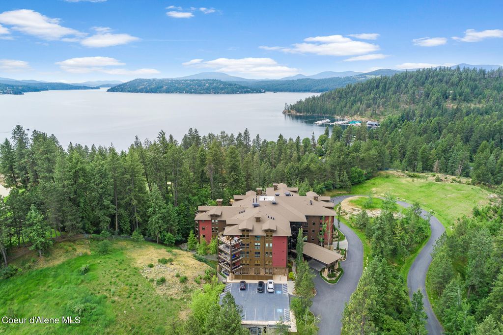 Photo of 1700 Tower Pt #205, Coeur dAlene, ID 83814 (MLS # 26-3267)