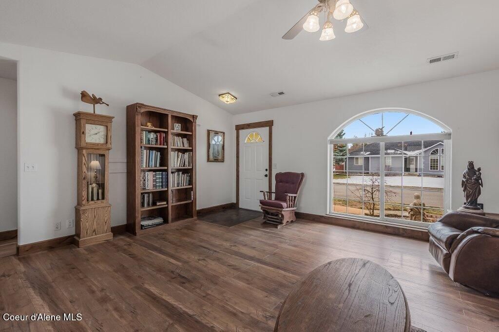 Photo of 302 18th Ave, Post Falls, ID 83854 (MLS # 26-2379)