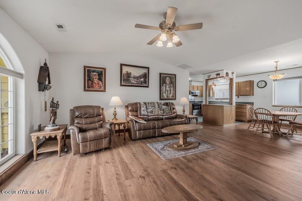 Photo of 302 18th Ave, Post Falls, ID 83854 (MLS # 26-2379)