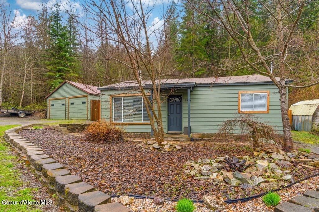 Photo of 446 Weir Gulch Rd, Pinehurst, ID 83850 (MLS # 26-3599)