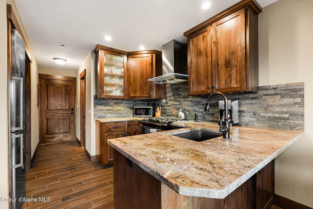 Photo of 8754 Schweitzer Mtn Mtn #Unit 23, Sandpoint, ID 83864 (MLS # 25-11080)