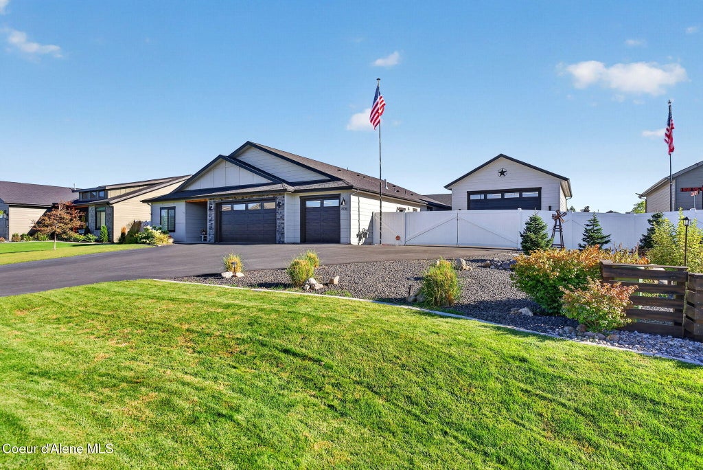 Photo of 8136 Splitrail Ave, Rathdrum, ID 83858 (MLS # 26-9046)