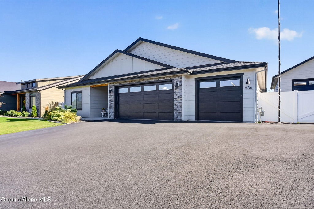 Photo of 8136 Splitrail Ave, Rathdrum, ID 83858 (MLS # 26-9046)