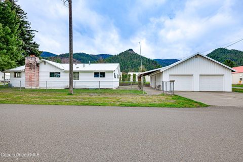 Photo of 222 Fourth St, Osburn, ID 83849 (MLS # 26-3640)