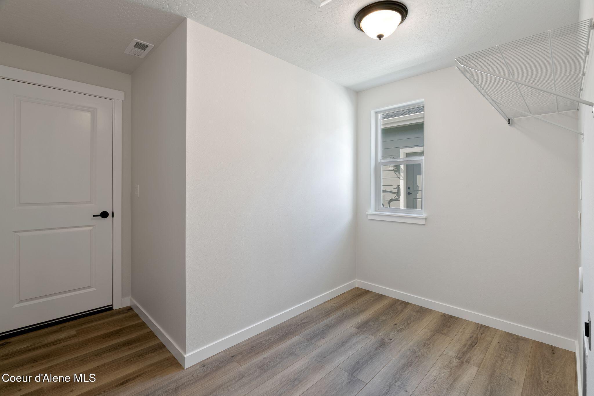 7823 N Girard Circle, Coeur d'Alene, Alaska image 25