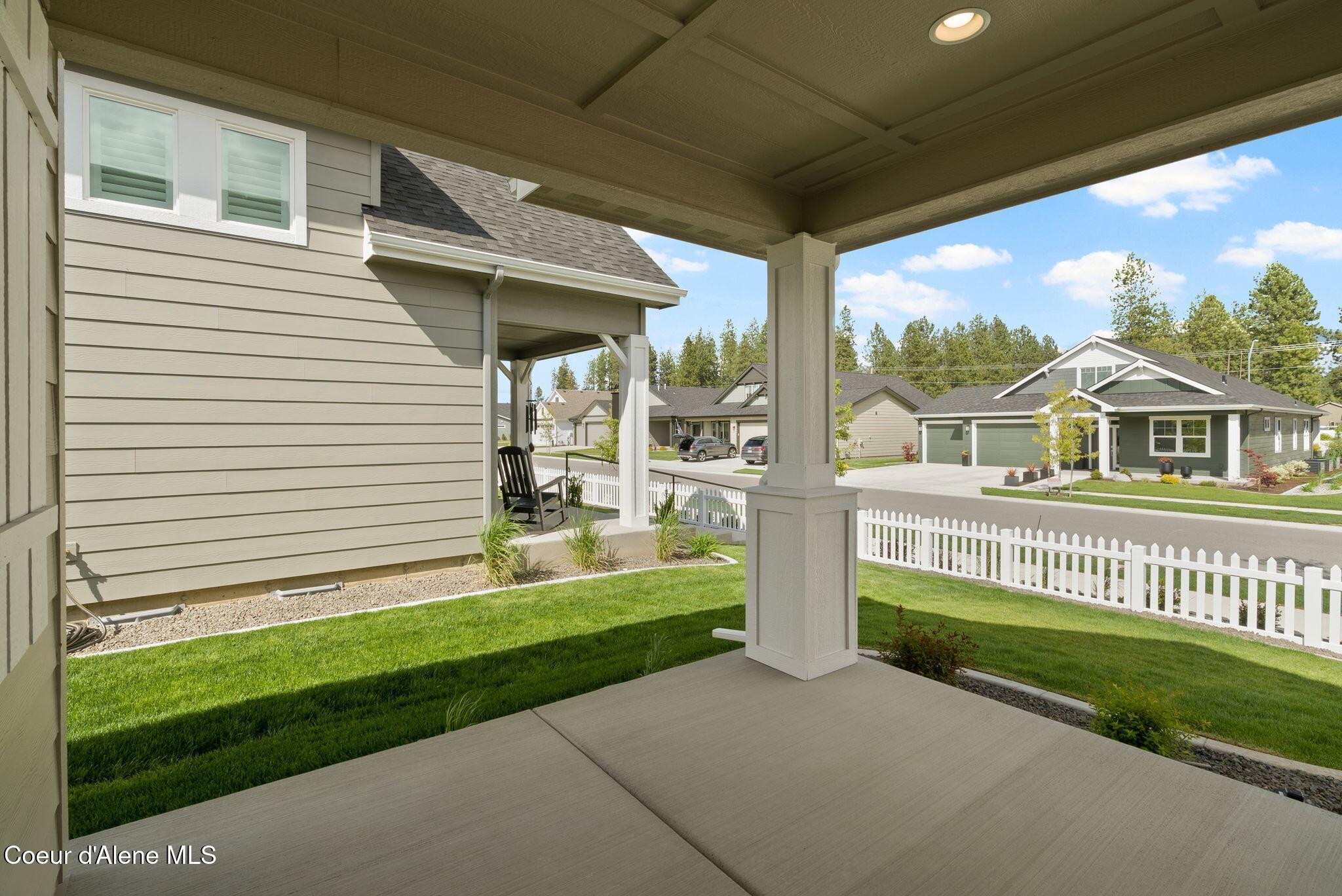 7823 N Girard Circle, Coeur d'Alene, Alaska image 3