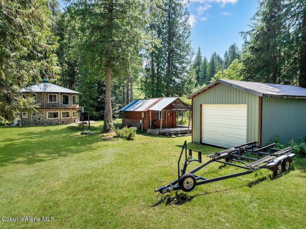 Photo of 316 Granite Creek Creek, Nordman, ID 83848 (MLS # 26-5923)