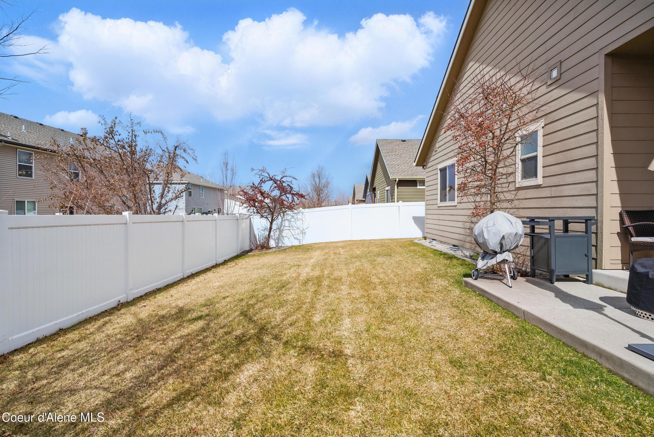 7967 Goodwater Loop, Coeur d'Alene, Idaho image 30