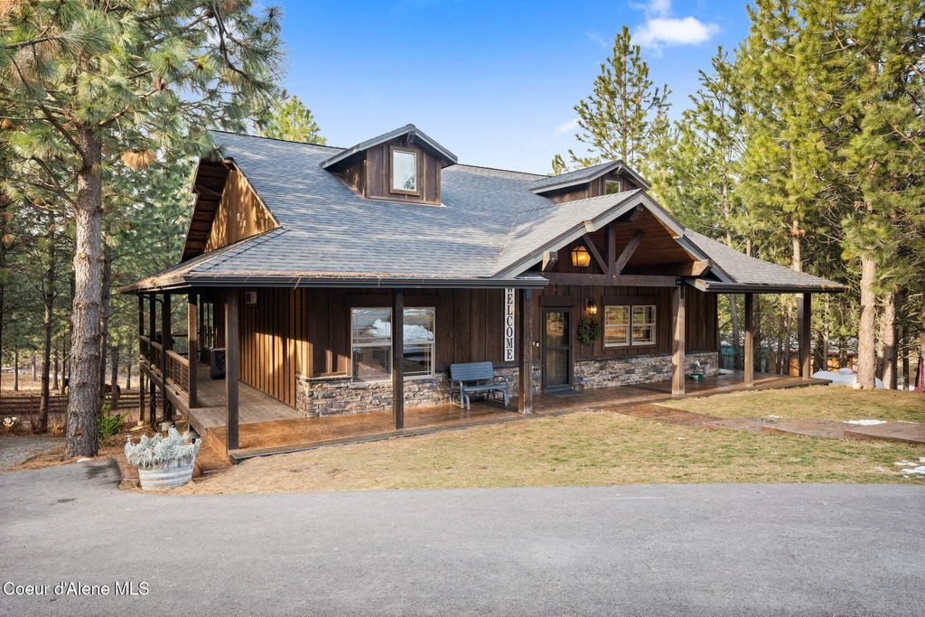 Photo of 477 Prestige Ct, Post Falls, ID 83854 (MLS # 26-5362)