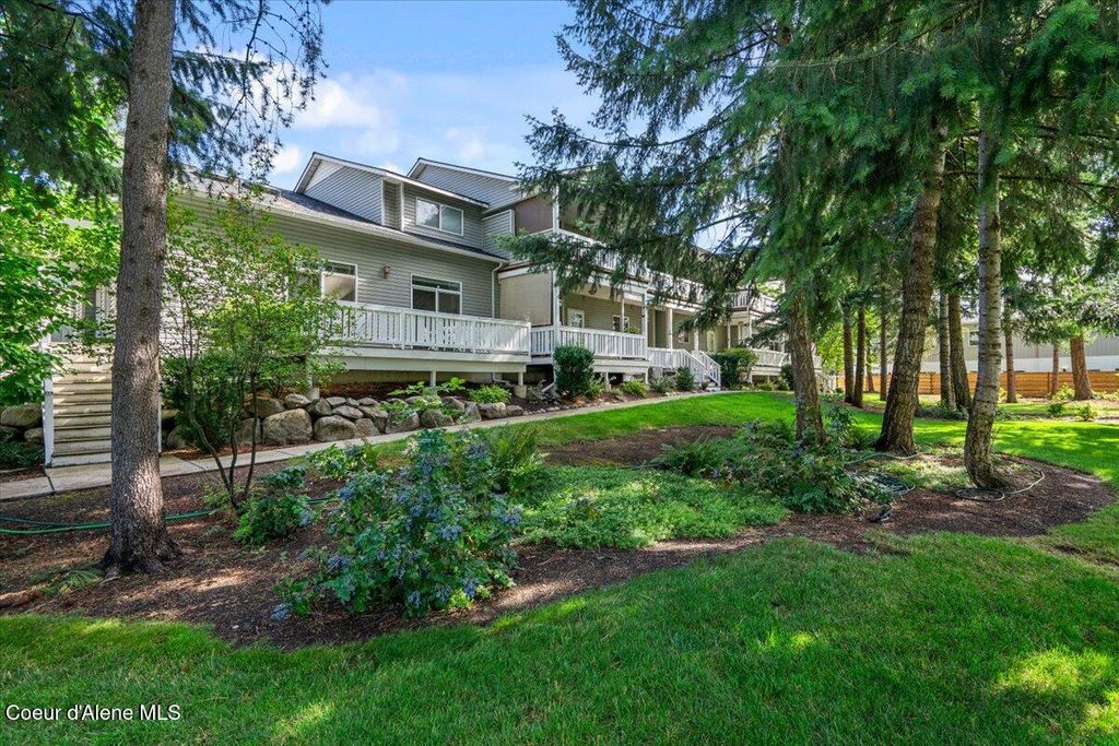 Photo of 368 Whispering Pines Pines #6, Coeur dAlene, ID 83815 (MLS # 25-9579)