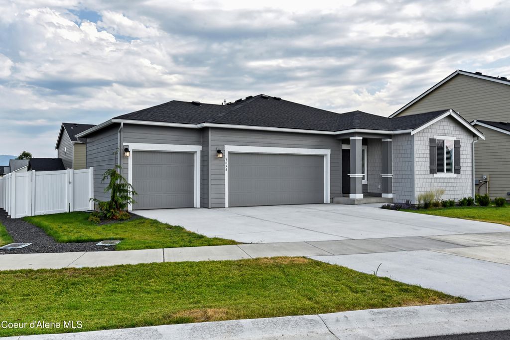 Photo of 3098 MARNI RD, Post Falls, ID 83854 (MLS # 26-4468)