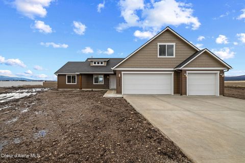 Photo of 11992 LENNON Ln, Rathdrum, ID 83858 (MLS # 26-678)