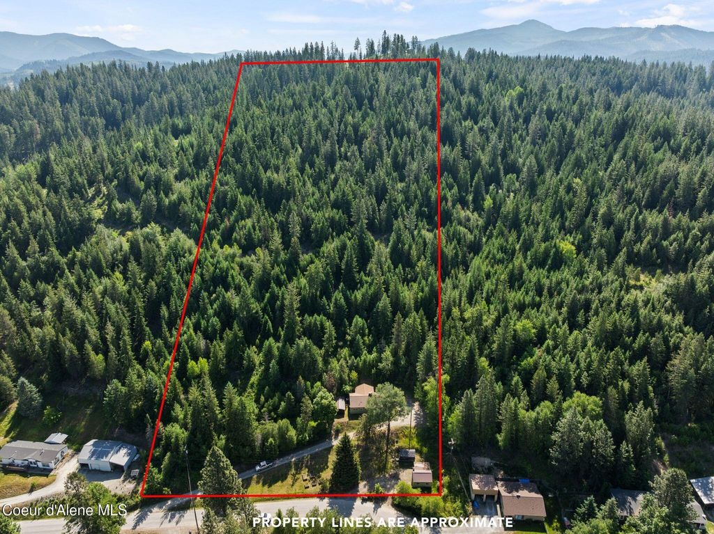 Photo of 535 Hunt Gulch Rd, Kingston, ID 83839 (MLS # 25-6024)