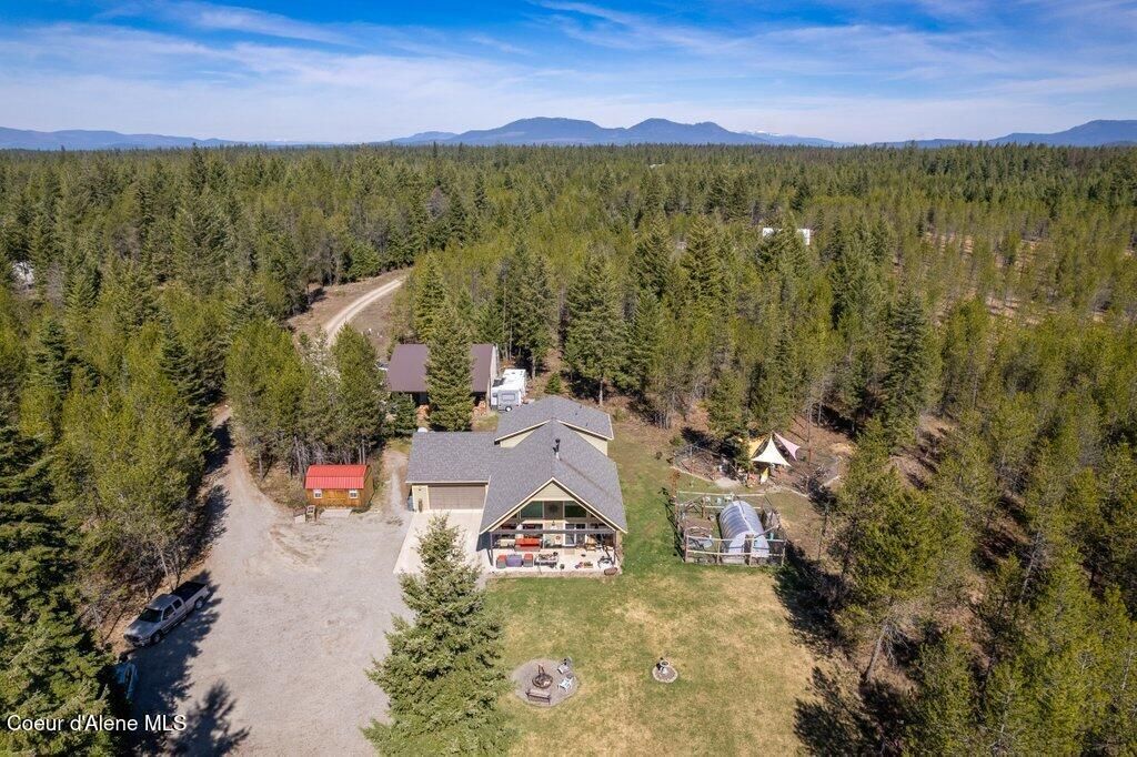 Photo of 10209 Snowy Ln, Athol, ID 83801 (MLS # 26-3070)