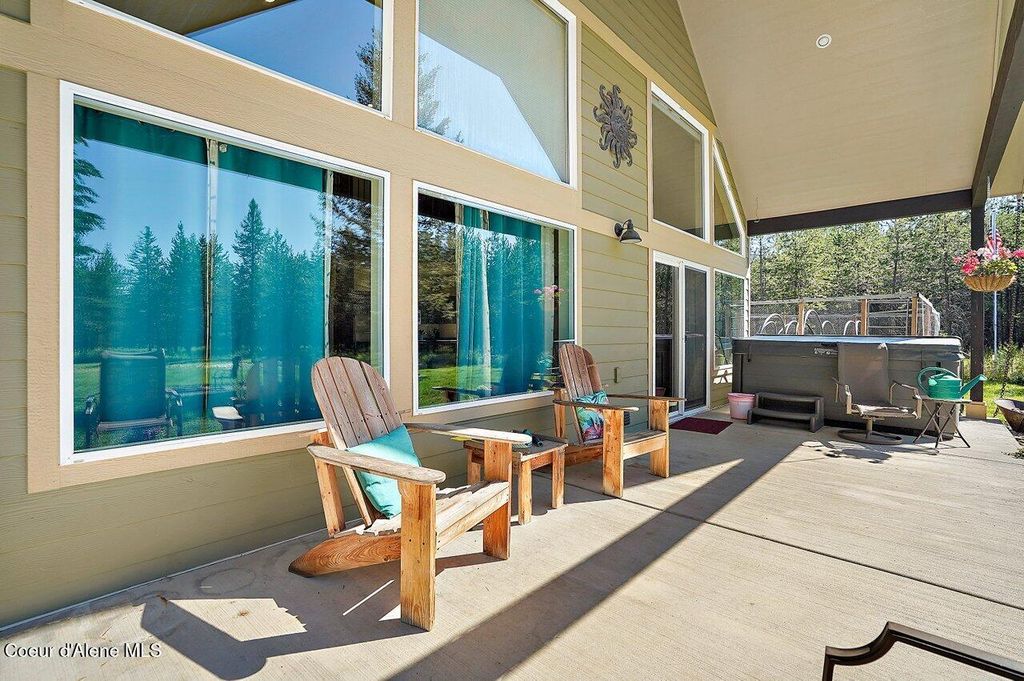 Photo of 10209 Snowy Ln, Athol, ID 83801 (MLS # 26-3070)