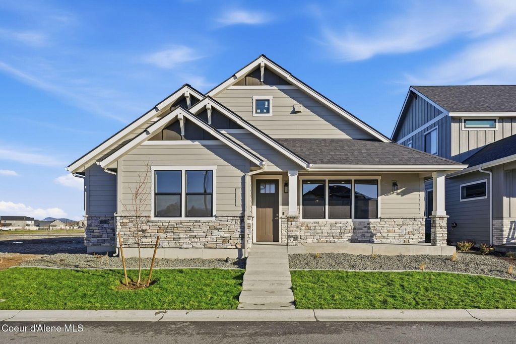 Photo of 4428 Hide Away Ln, Coeur dAlene, ID 83815 (MLS # 26-2742)