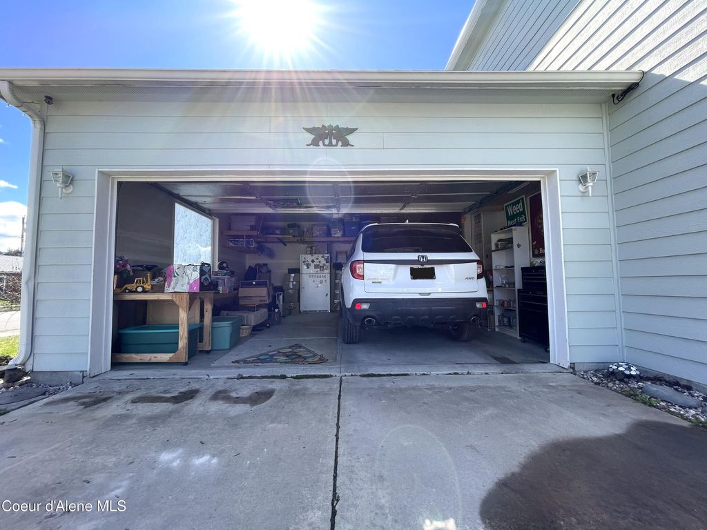 Photo of 1201 Spruce St, Sandpoint, ID 83864 (MLS # 26-3138)