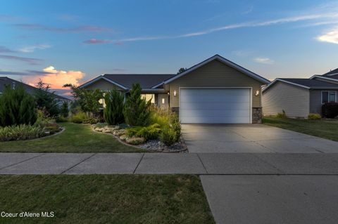 Photo of 8849 TORREY Ln, Hayden, ID 83835 (MLS # 26-3101)