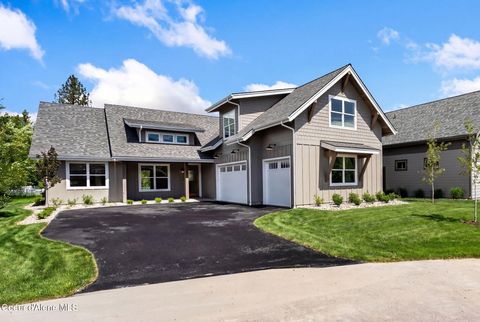 Photo of 44 Peggys Ct, Dover, ID 83825 (MLS # 26-5962)