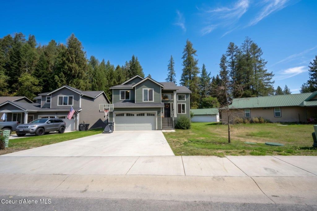 Photo of 155 White Way, Priest River, ID 83856 (MLS # 26-9849)