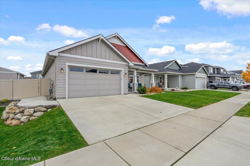 Photo of 3788 SHELBURNE Loop, Post Falls, ID 83854 (MLS # 26-2490)