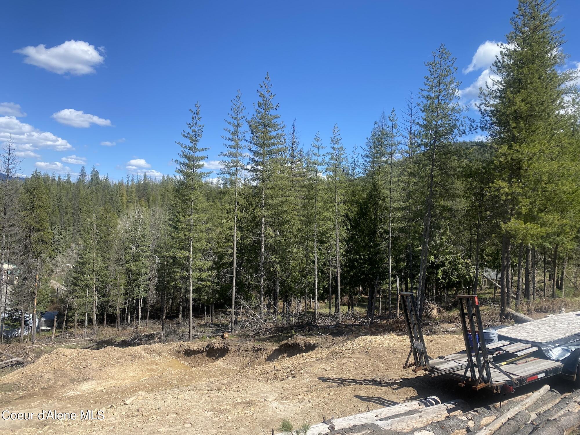 106 Blazing Saddle Ct, Pinehurst, Idaho image 4