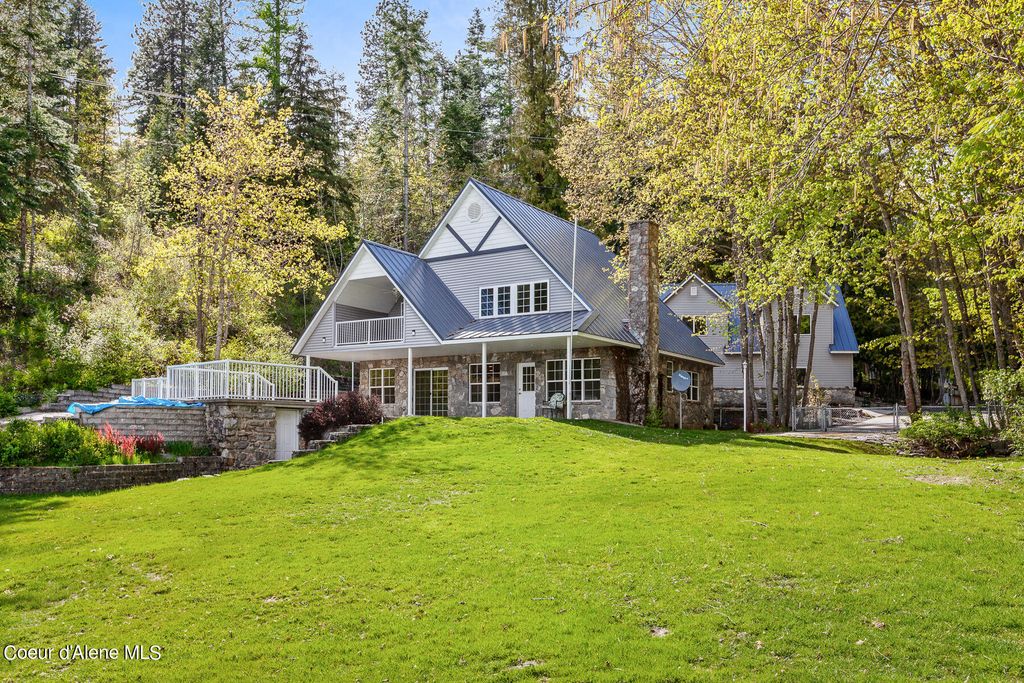Photo of 6425 THIRTEEN HUNDRED, Coeur dAlene, ID 83814 (MLS # 25-2820)