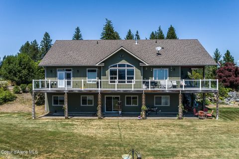 Photo of 1524 Sunrise Rd, Bonners Ferry, ID 83805 (MLS # 25-2477)