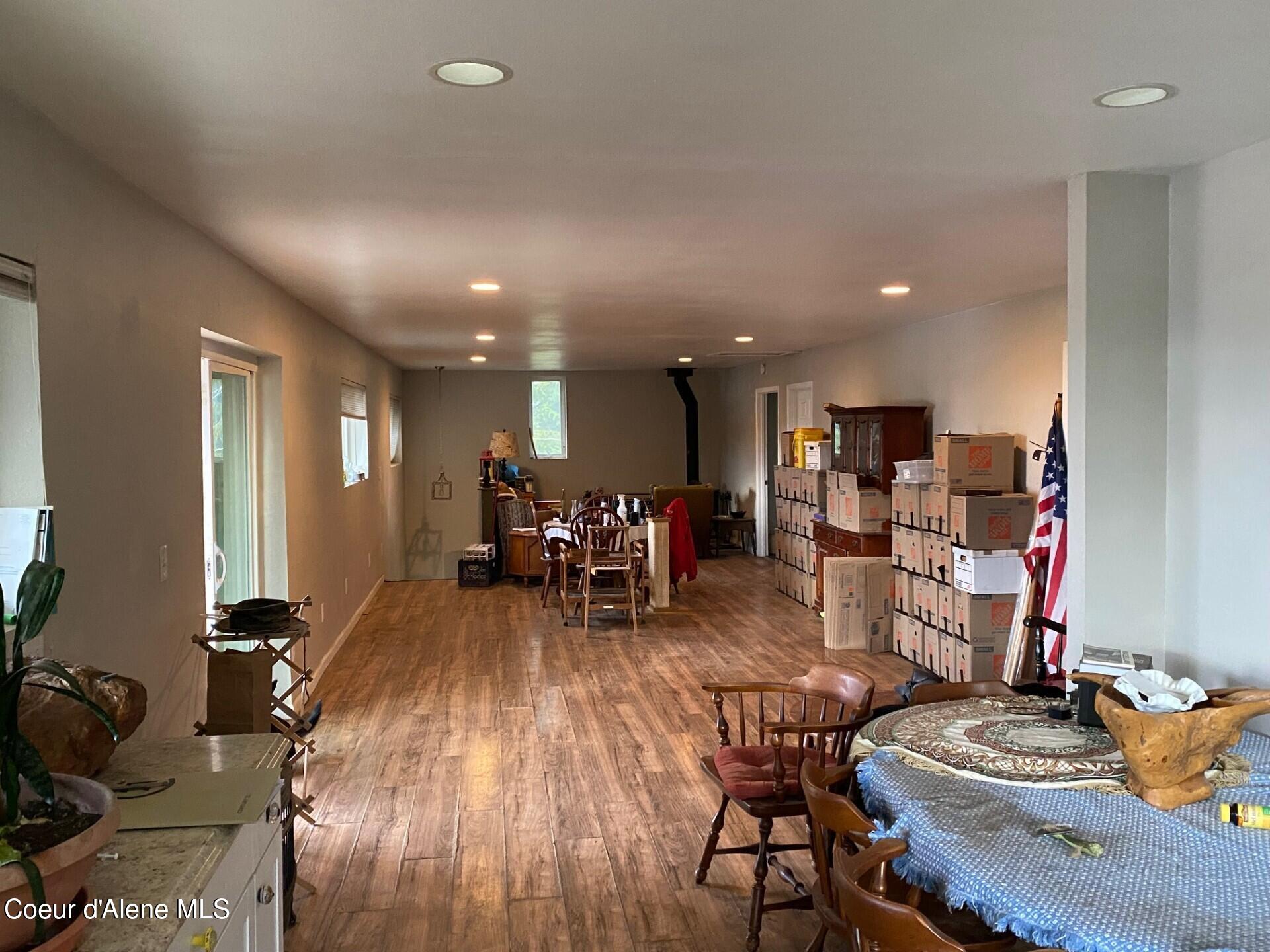 696 Raven Ridge