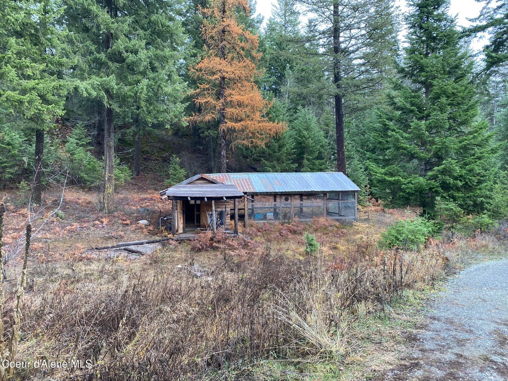 696 Raven Ridge