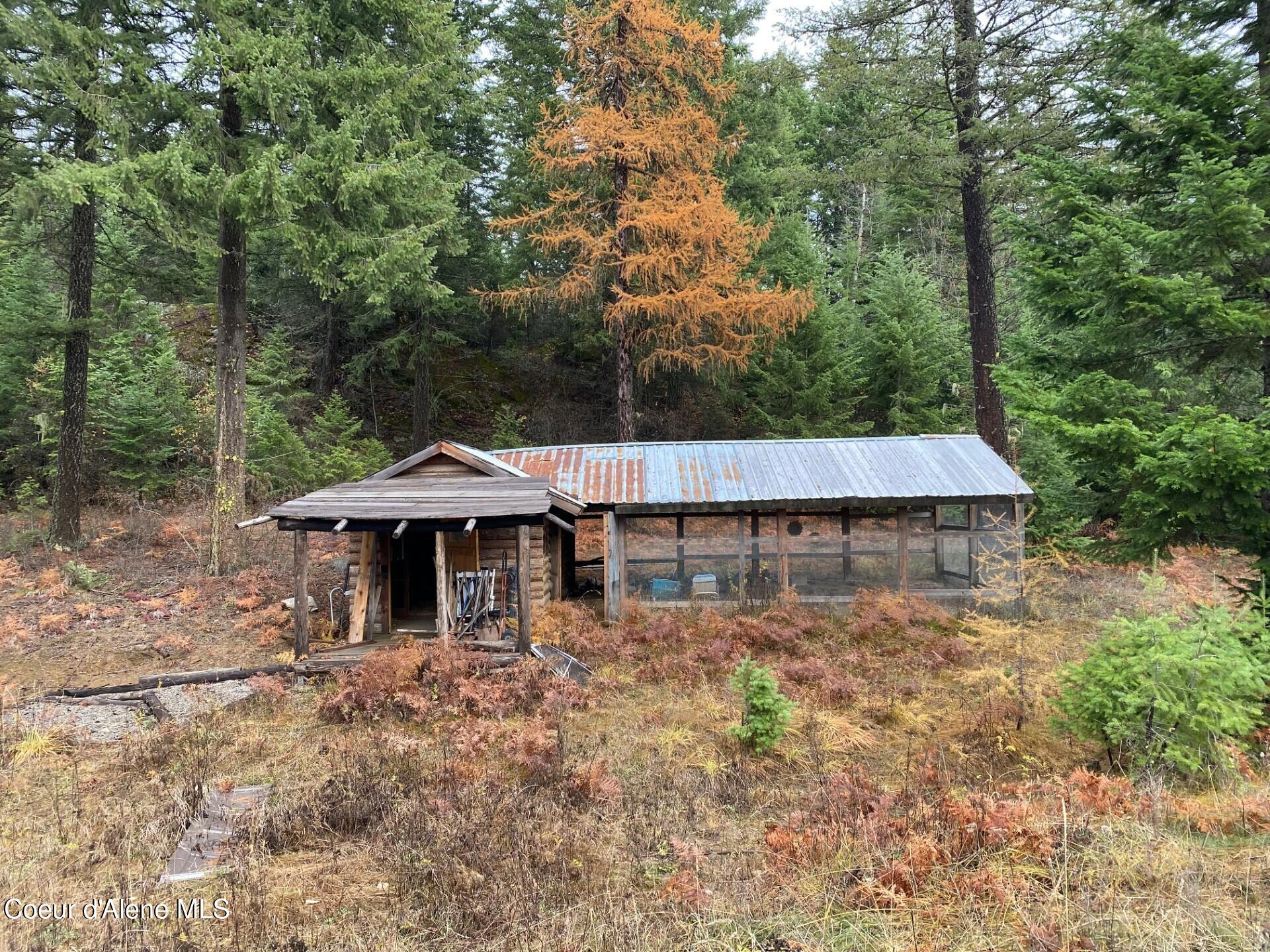 696 Raven Ridge