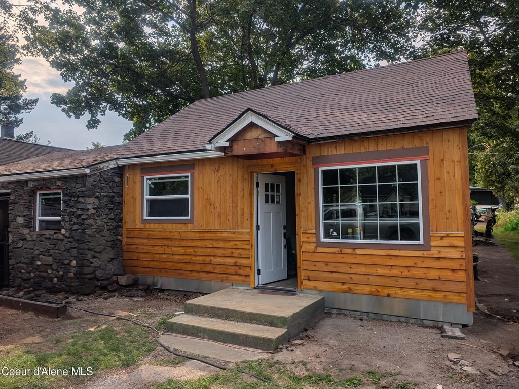 Photo of 1010 ST MARIES, Coeur dAlene, ID 83814 (MLS # 25-8851)