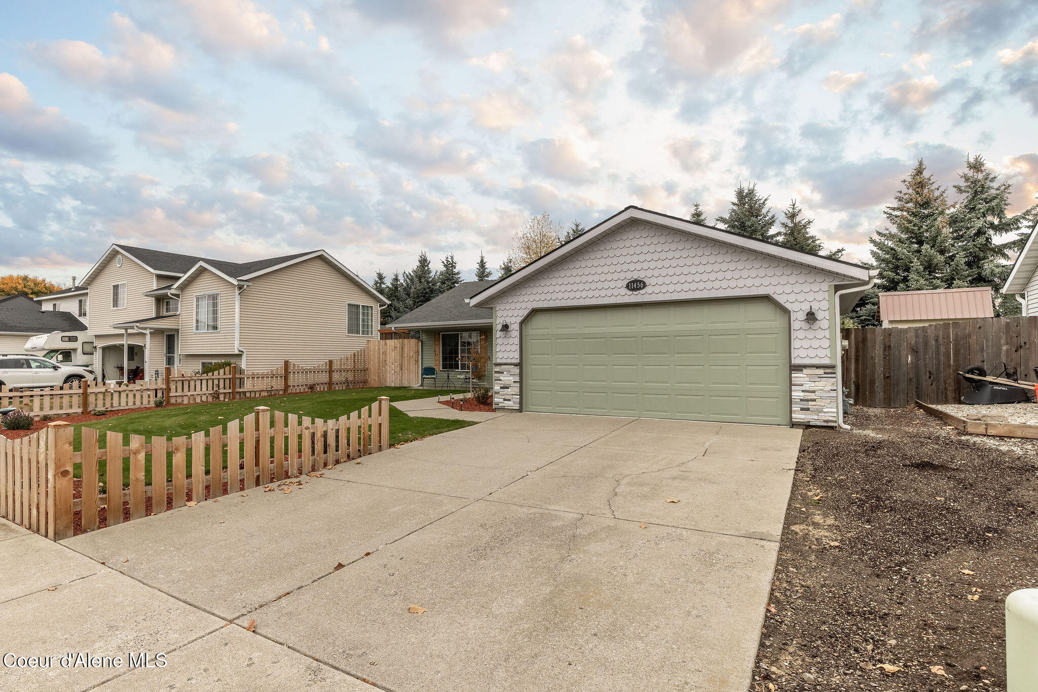 11456 N Stinson Loop, Hayden, Alaska image 3