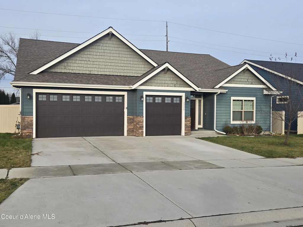 Photo of 7970 DARLENA Loop, Coeur dAlene, ID 83815 (MLS # 25-11538)