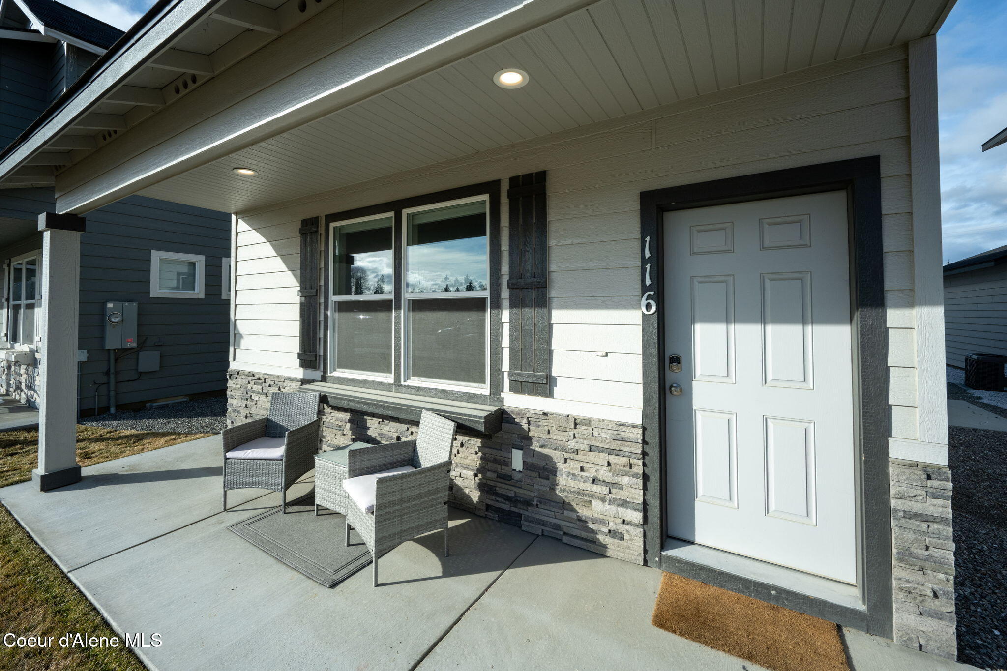 116 S Dustarr Lane, Ponderay, Idaho image 1