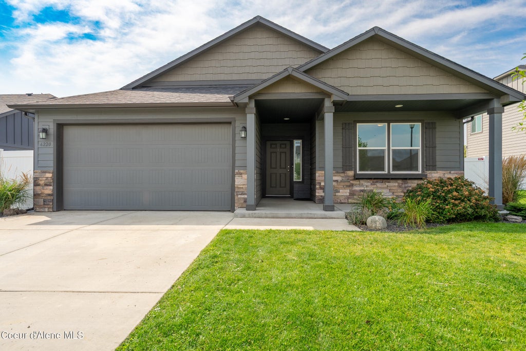 Photo of 6220 Irish Cir, Rathdrum, ID 83858 (MLS # 26-8045)