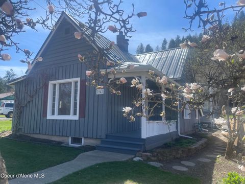 Photo of 7042 Oak, Bonners Ferry, ID 83805 (MLS # 26-2837)
