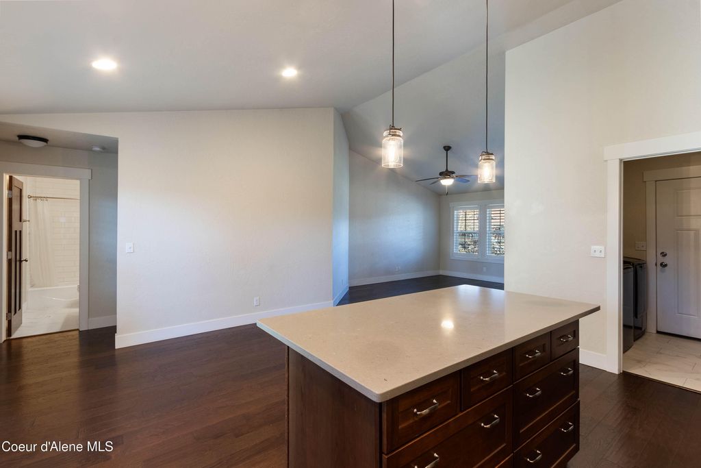 Photo of 2403 Shady Oak Ln, Sandpoint, ID 83864 (MLS # 25-11642)