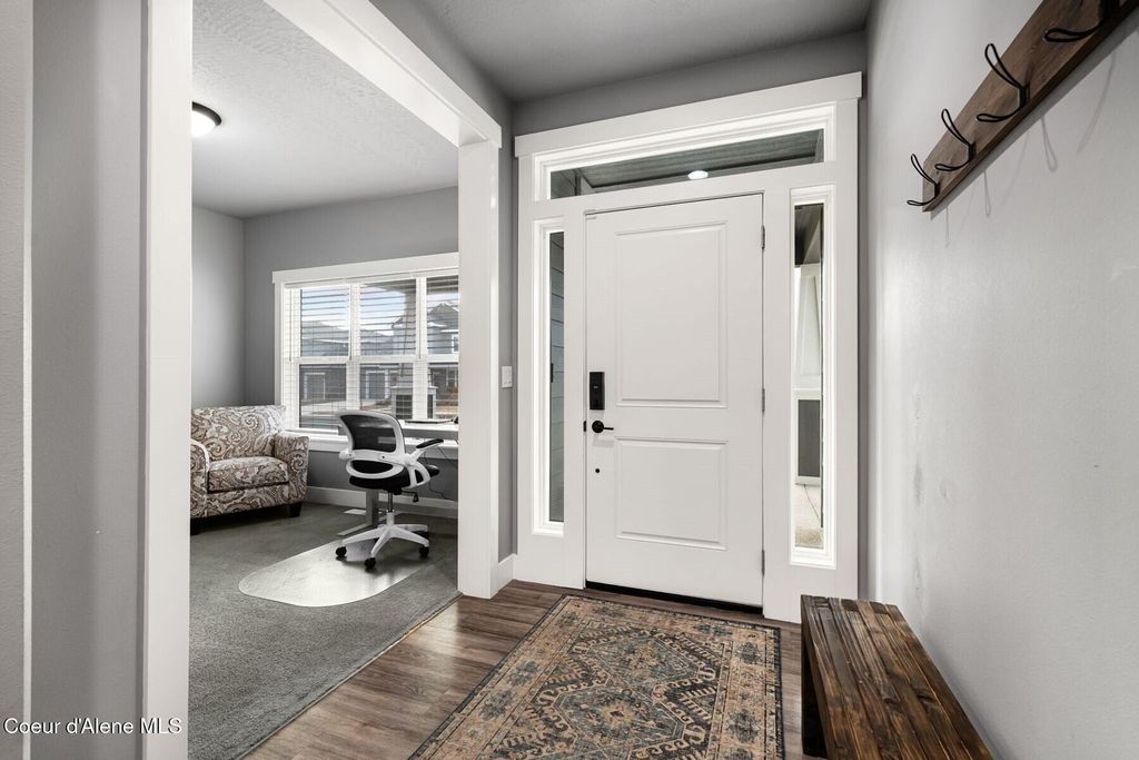 Photo of 3752 Shelburne Loop, Post Falls, ID 83854 (MLS # 26-2150)