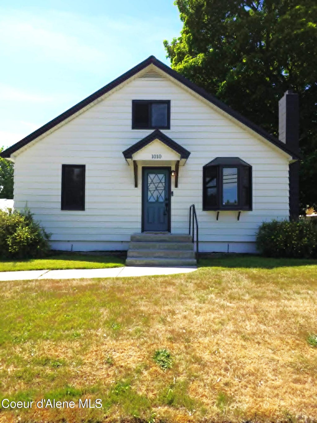 Photo of 1010 Harrison AVE, Coeur dAlene, ID 83814 (MLS # 26-6983)