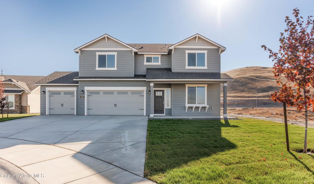 Photo of 13639 APEX Way, Hayden, ID 83835 (MLS # 25-5203)