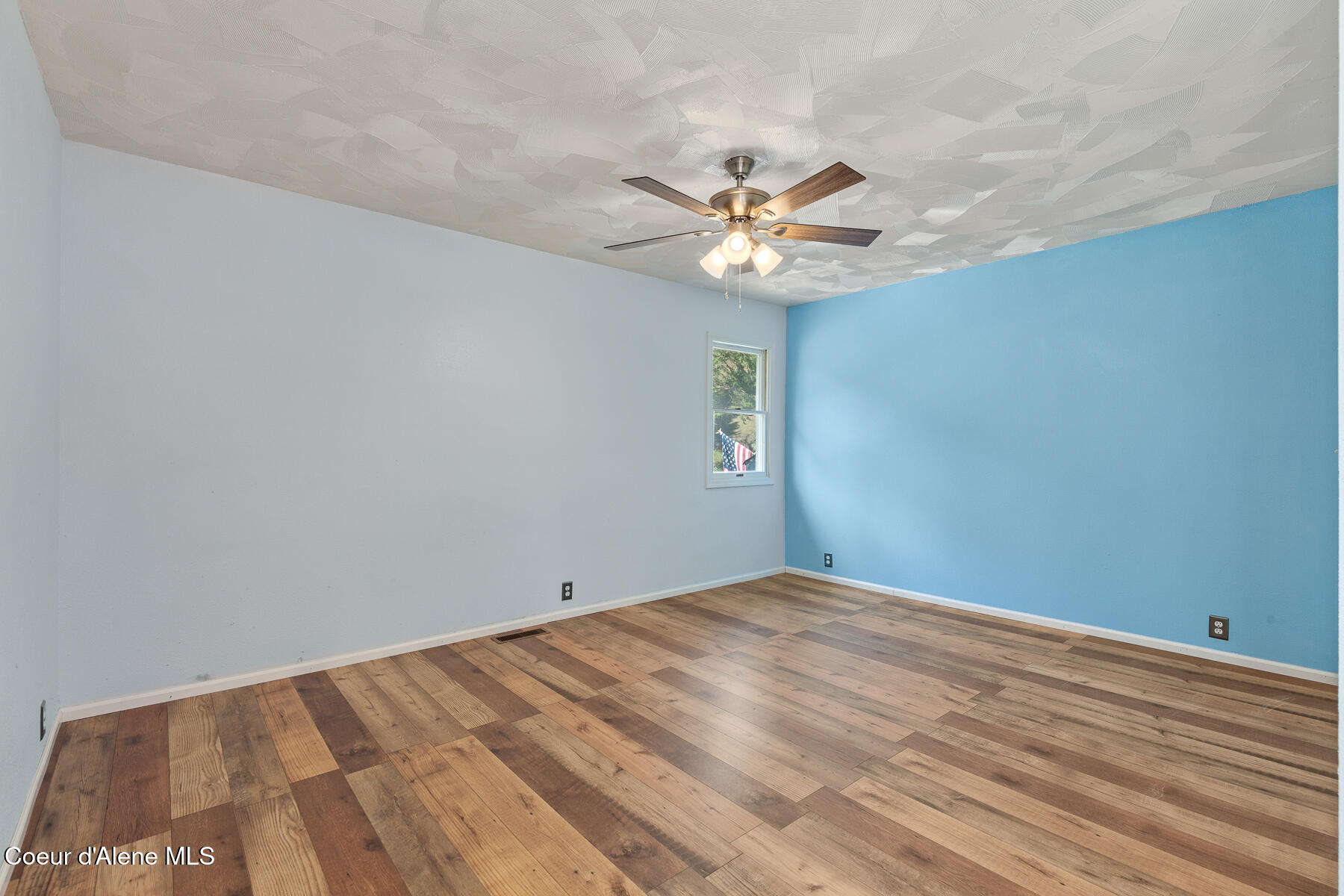 305 Fast Hill, Kingston, Alaska image 31