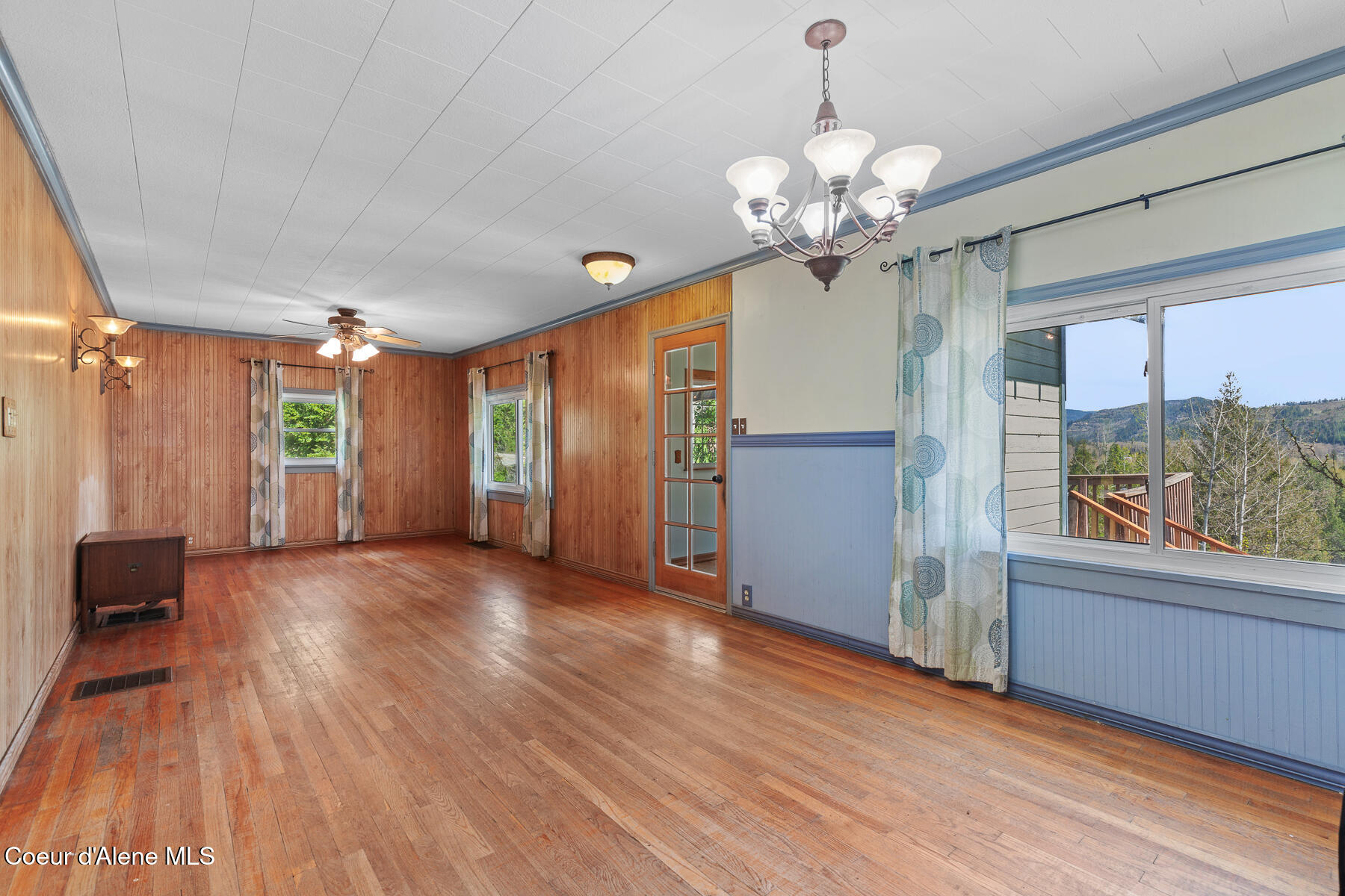 305 Fast Hill, Kingston, Alaska image 5