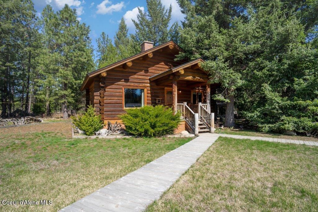 Photo of 72 Hank Allen Way Way, Blanchard, ID 83804 (MLS # 25-6874)