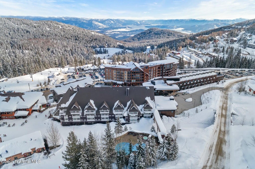 Photo of 72 Great Escape Rd # 410412, Sandpoint, ID 83864 (MLS # 26-10012)