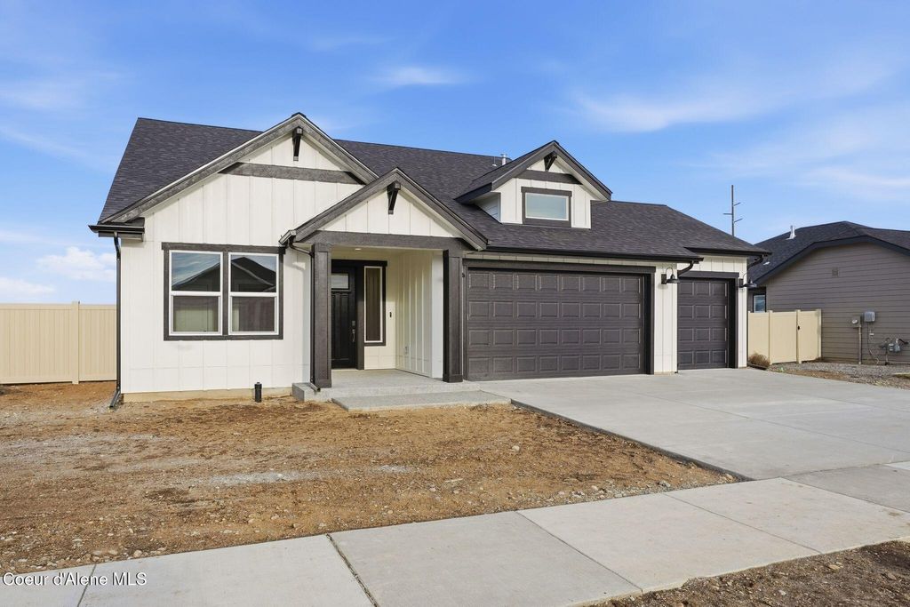 Photo of 6994 Coeur Terre Blvd, Coeur dAlene, ID 83815 (MLS # 26-1725)