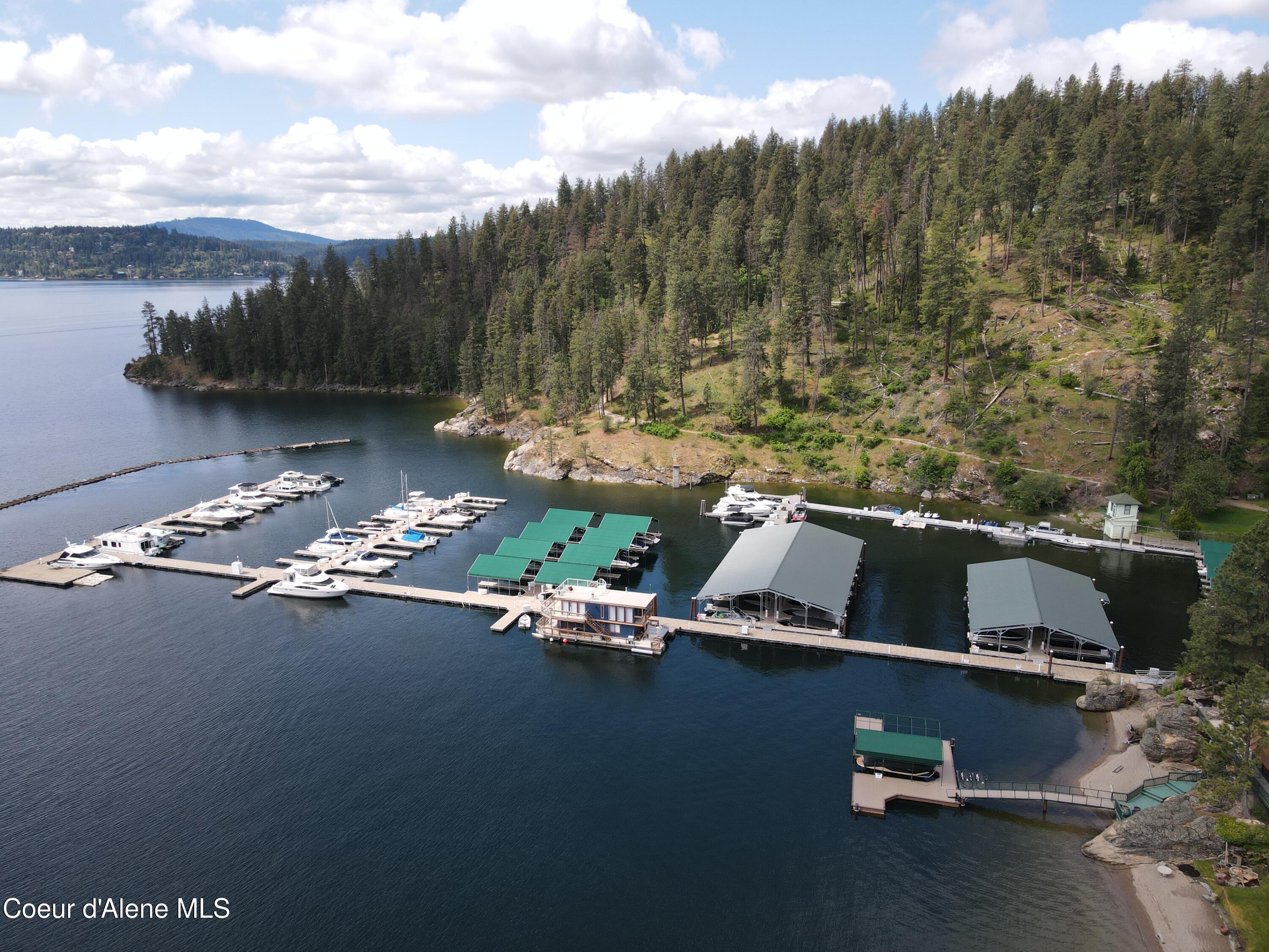 1100 LAKESHORE