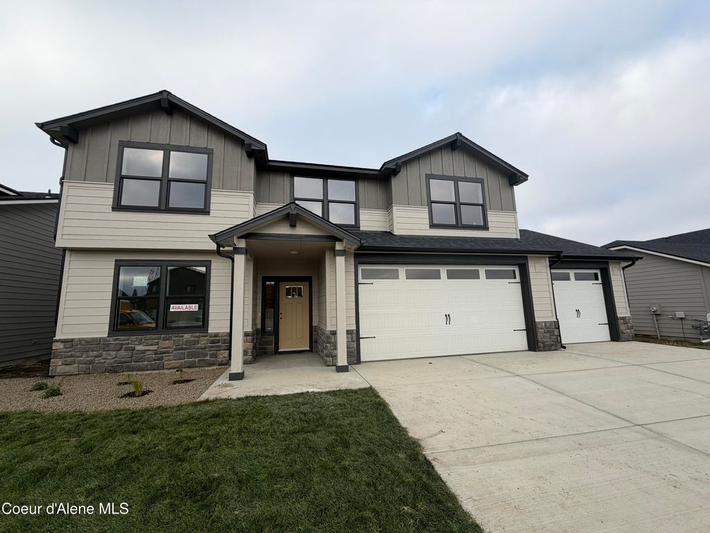 Photo of 2371 WILBUR Ave, Coeur dAlene, ID 83815 (MLS # 25-10604)