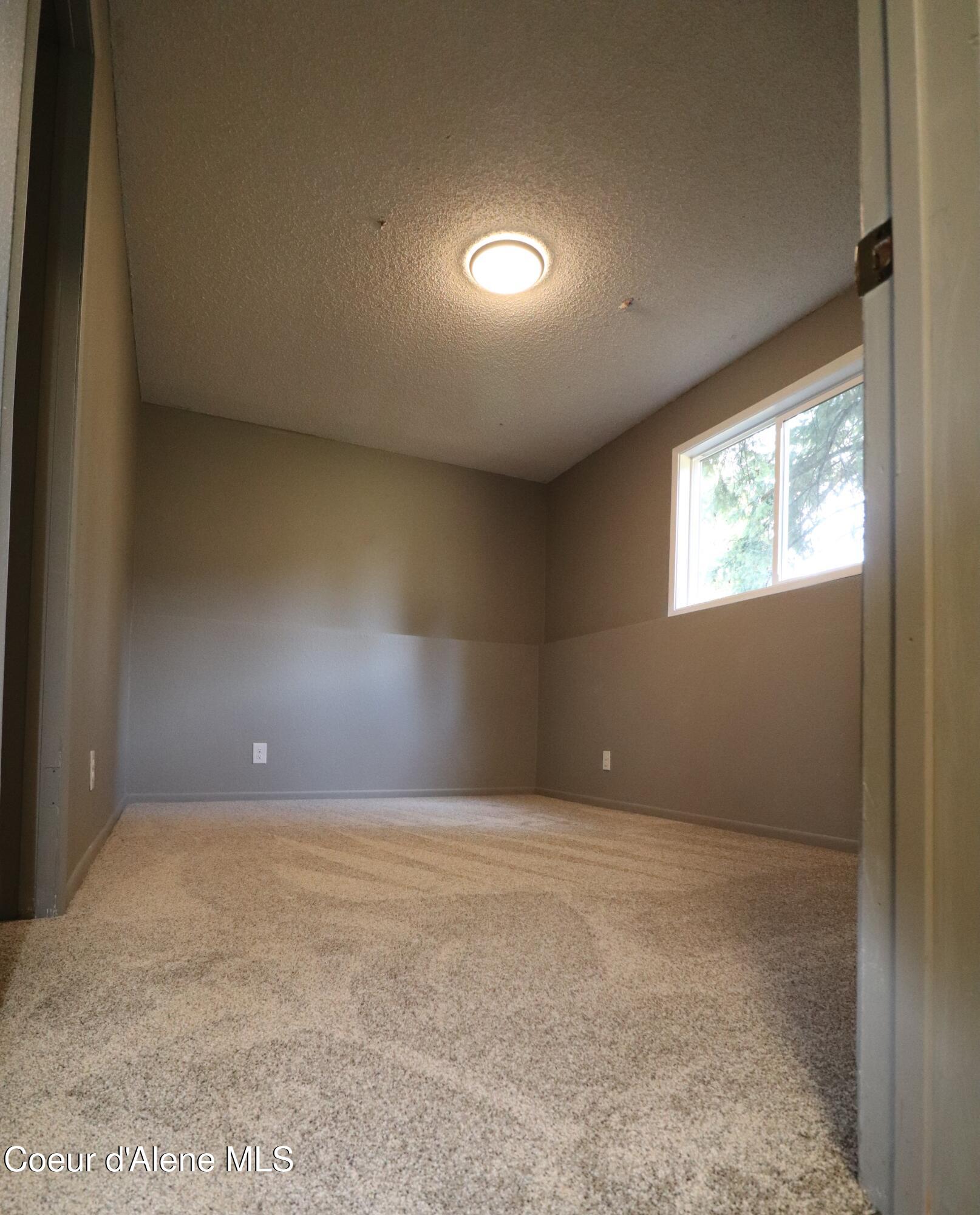 Hayden, Idaho 83835, United States, 4 Bedrooms Bedrooms, ,2 BathroomsBathrooms,Residential,Active,130845