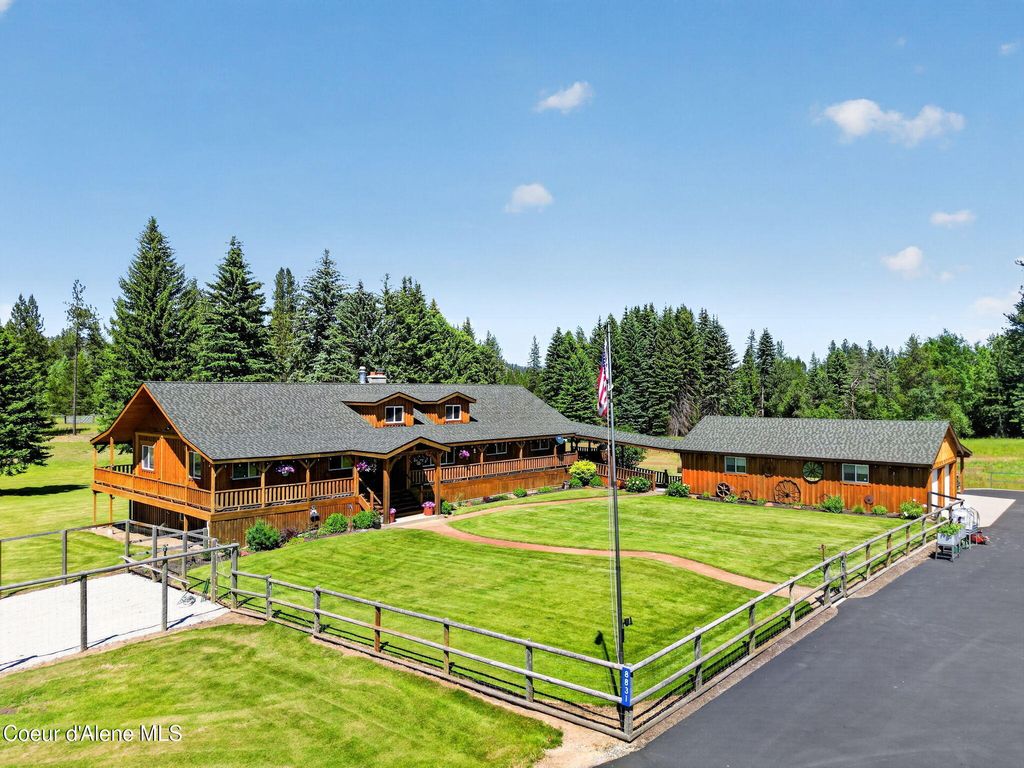 Photo of 8831 Coyote Trail Trail, Newport, WA 99156 (MLS # 26-6339)